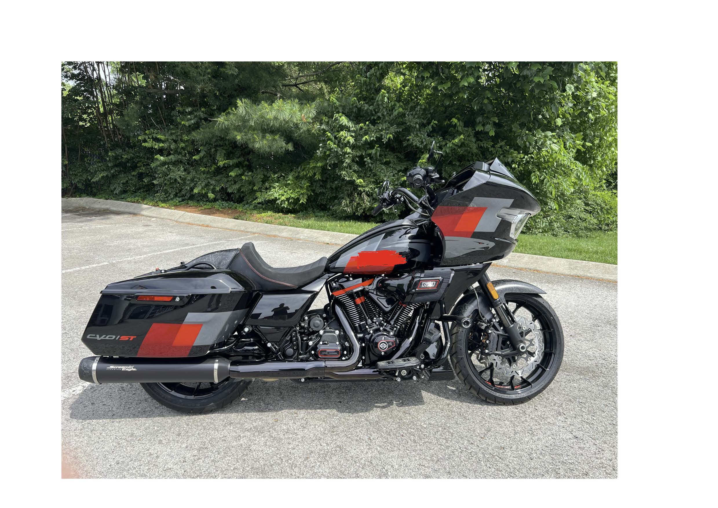 HARLEY DAVIDSON CVO FLTRXSTSE CVO ROAD GLIDE ST