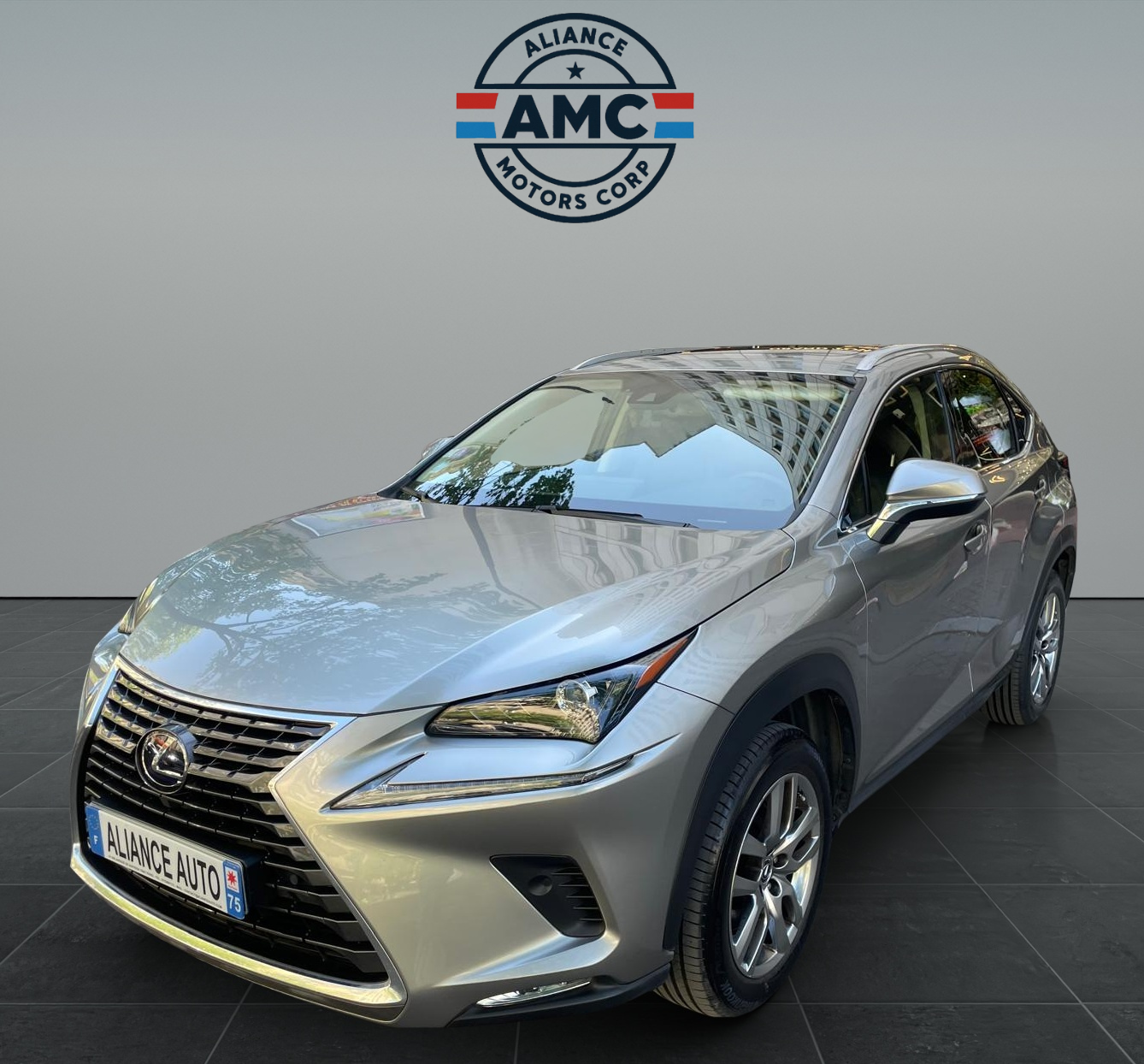 LEXUS NX 300h Hybride 2WD Luxe - TO Pano - Hayon Ouverture aux pieds - 11/2019 - 46.821 KMS